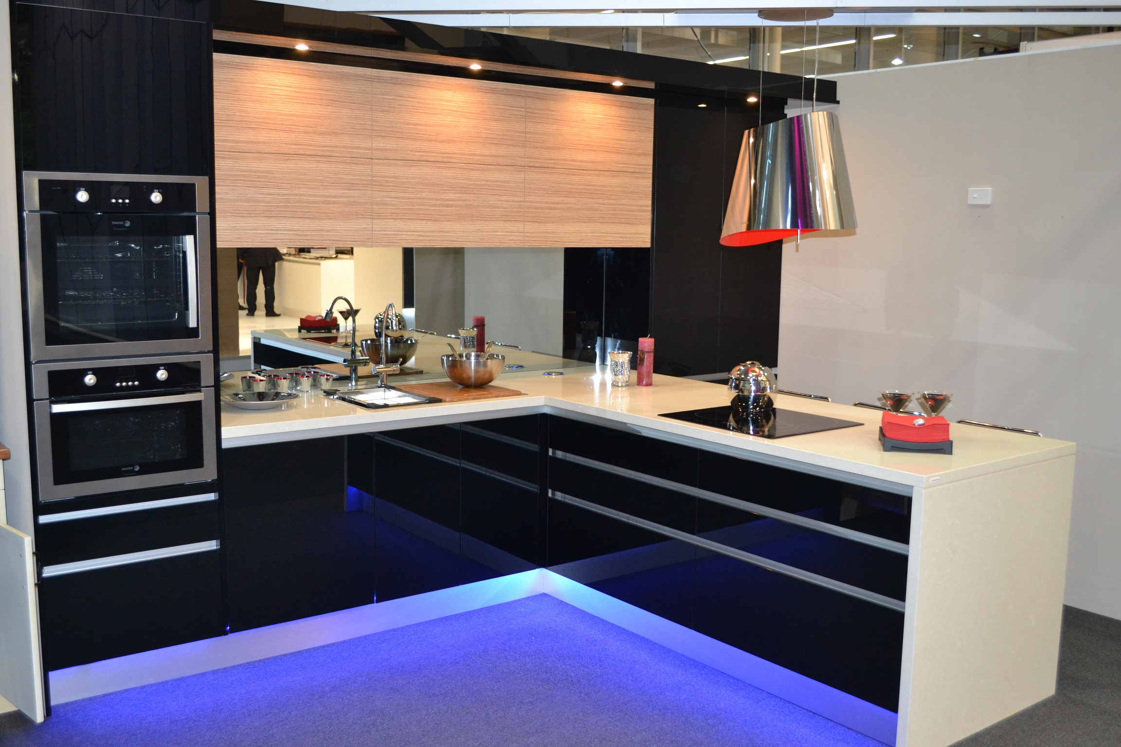 White Kitchen Black Benchtop contemporary vinyl kitchens | cdk White Kitchen Black Benchtop contemporary vinyl kitchens | cdk