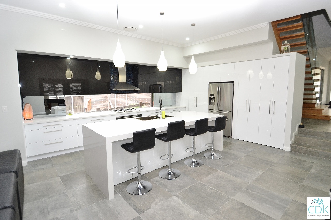 White Kitchen Grey Benchtop White Kitchen Grey Benchtop