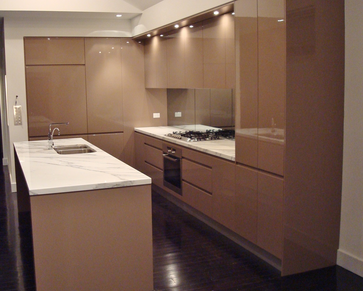 Modern Polyurethane Creative Design Kitchens